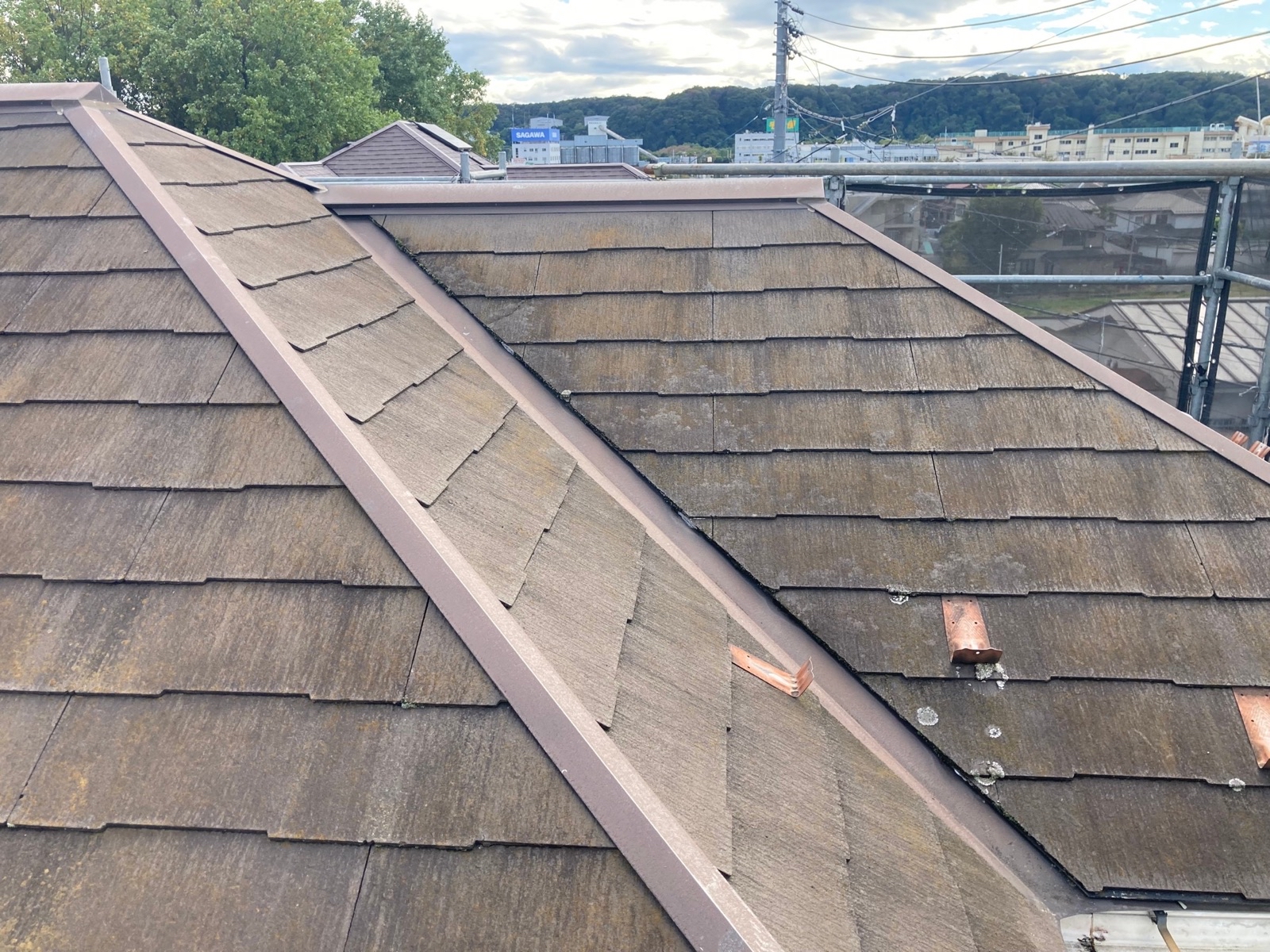 2025/05/22<br/>昭島市拝島町屋根カバー工事