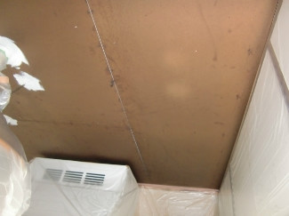 2014/10/16リビング天井の塗装工事